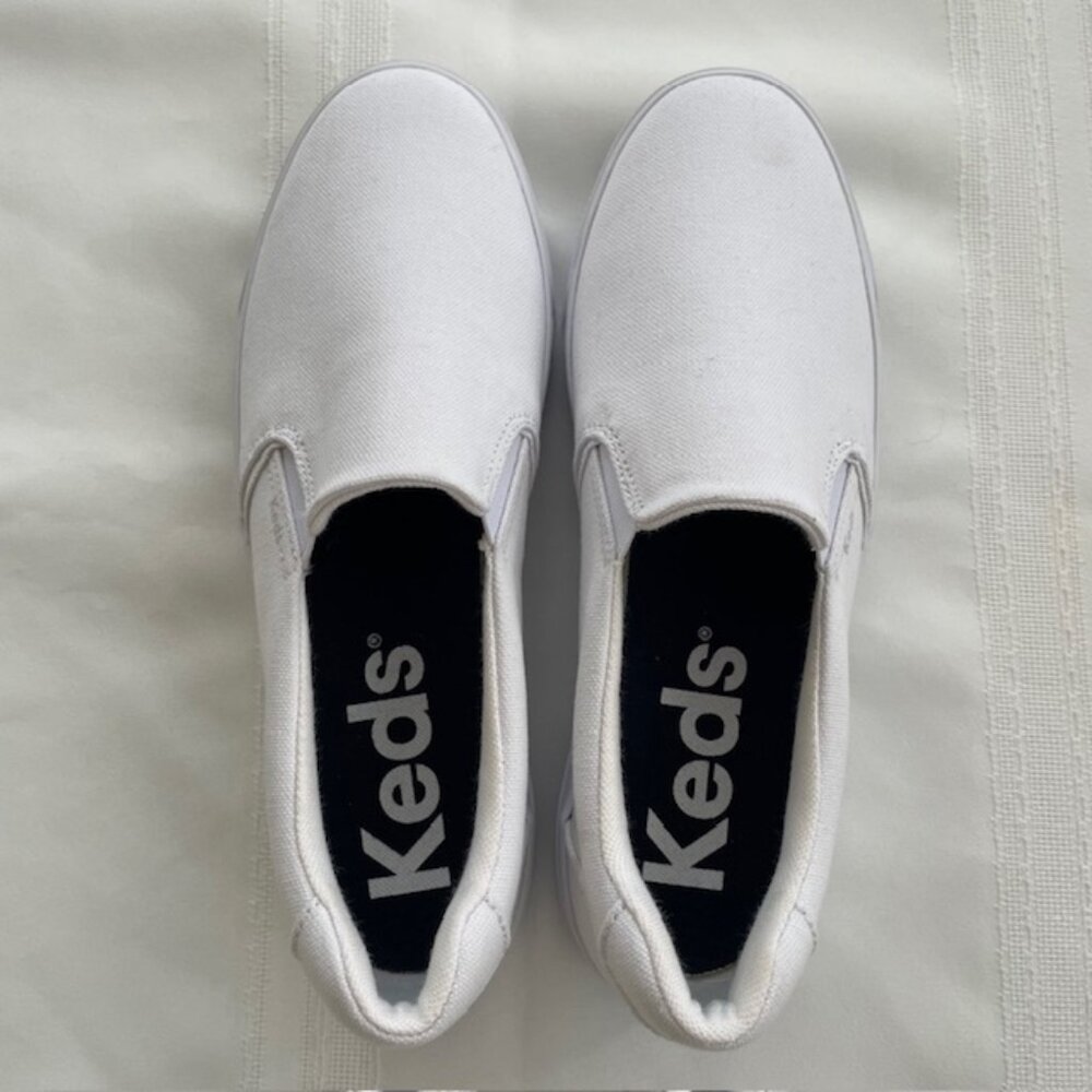Keds Woman's Pursuit Canvas Slip On Sneakers WF67738 Size 7.5 - NWOT